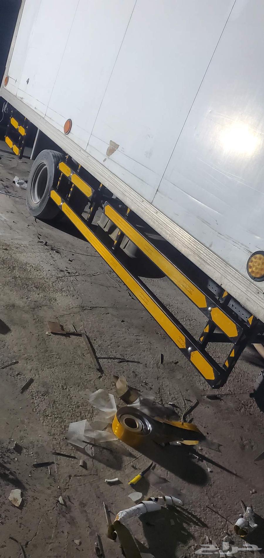 تصنيع وتركيب حواجز شاحنات ومقطورات   شهادة باركود معتمدة64459123828611111