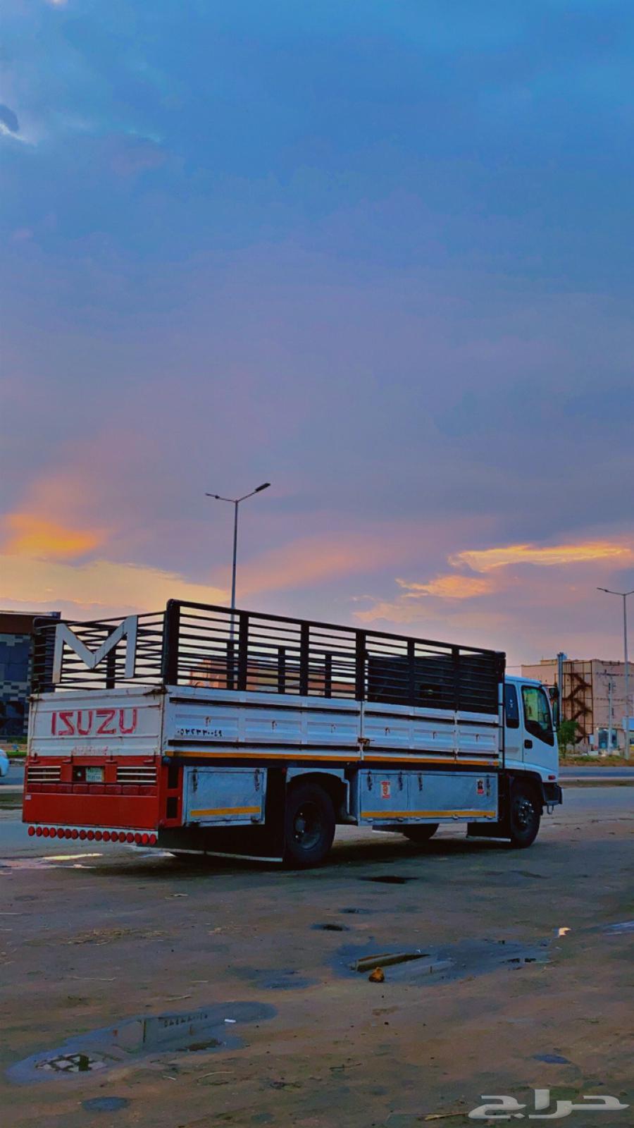 دينه لوري7متر لنقل العفش والبضايع64459790487810110