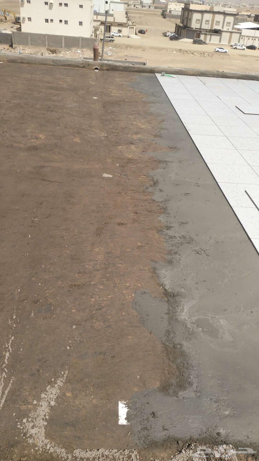 Marble and ceramic tile layer64459775563138112