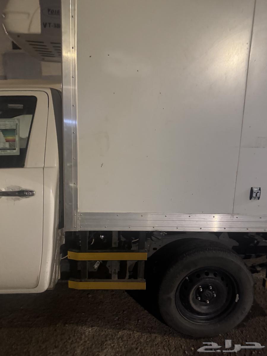 للايجار ثلاجة هايلوكس 2025 مع سائق ويوجد توصيل داخل المدينة64459774455937110