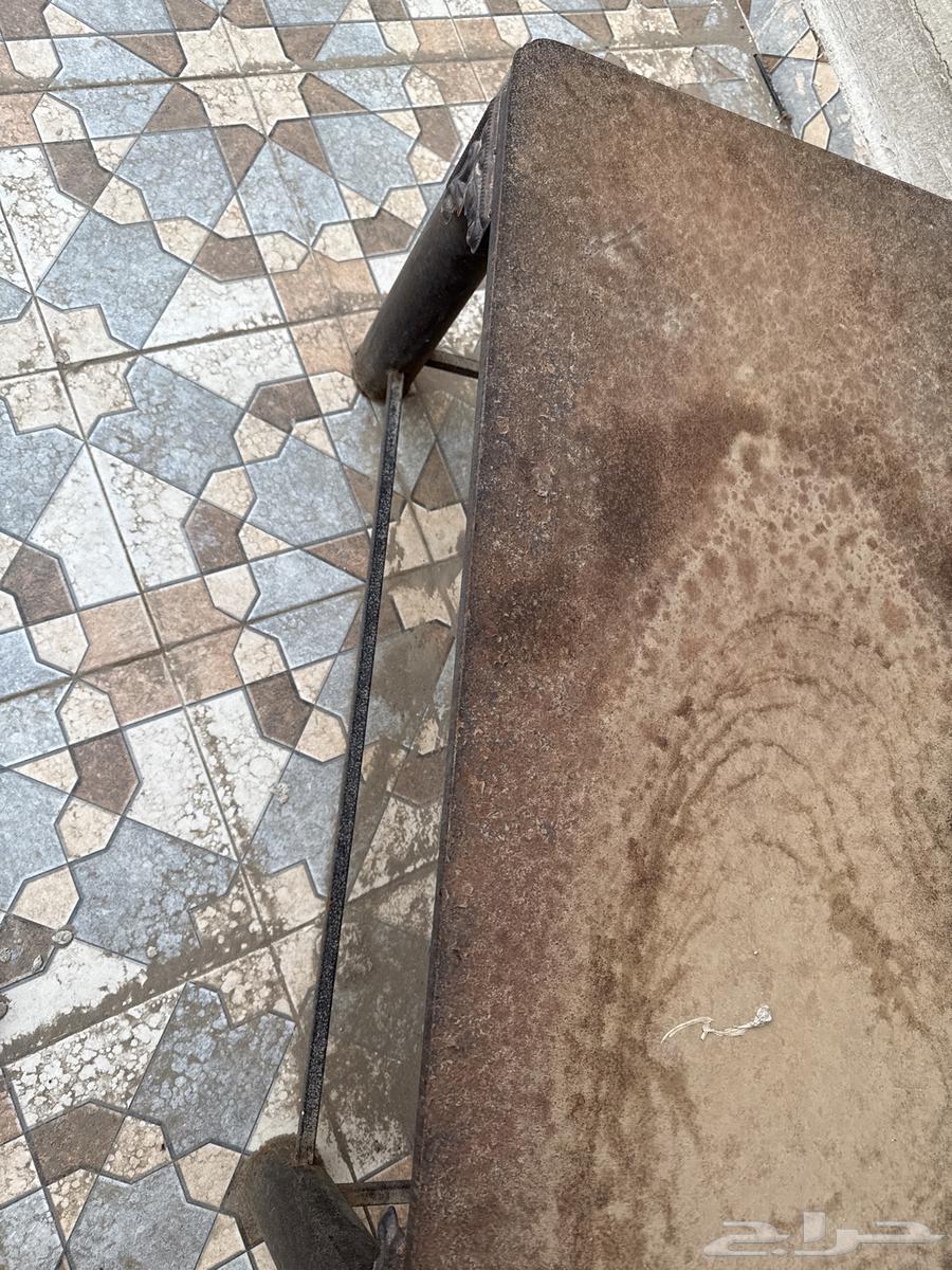 كرسي حديد لي الجلسات الخارجيه حديد قوي وفي كفرات في كل كرسي64459588462339114