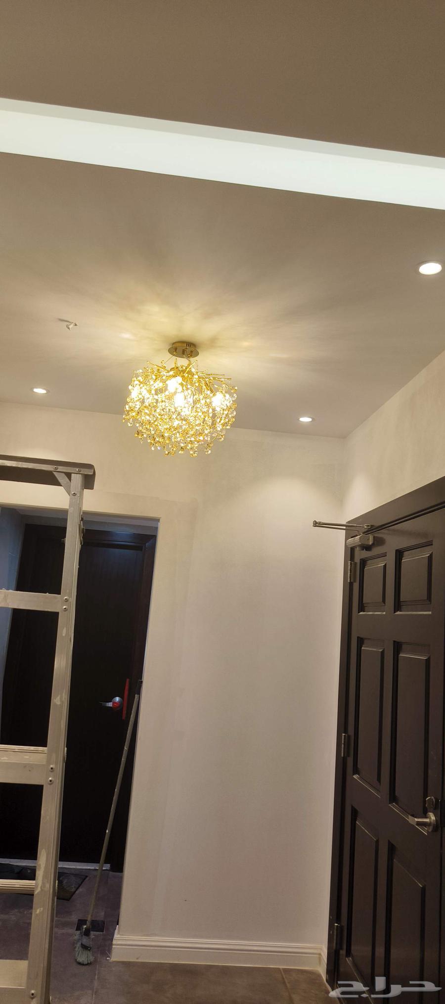 Electrical technician for chandelier installation, lamps, and all types of lighting64459759375617110