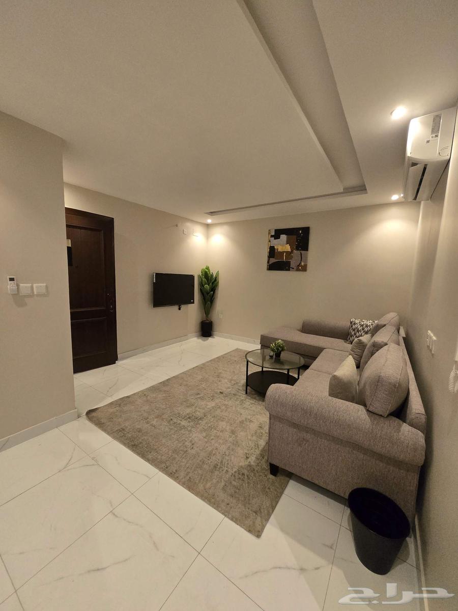 شقة جديدة مفروشة للإيجار  في حي البوادي. وأيضا يوجد شقق أخرى64458119044227110