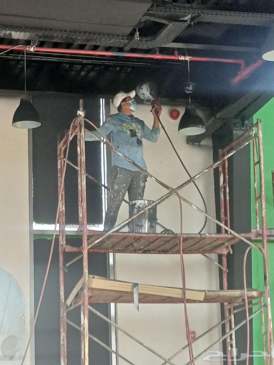 Painting technician in Al Bahar Al Shamaliya, spray ceilings with compressor64459602911234113