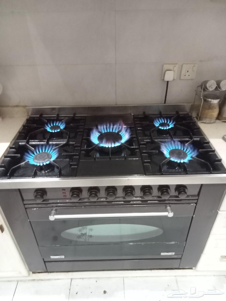 الصيانة افران غاز بنيجي نفتح العيون ونقوي النار ونحل أي عطل64459851541123110