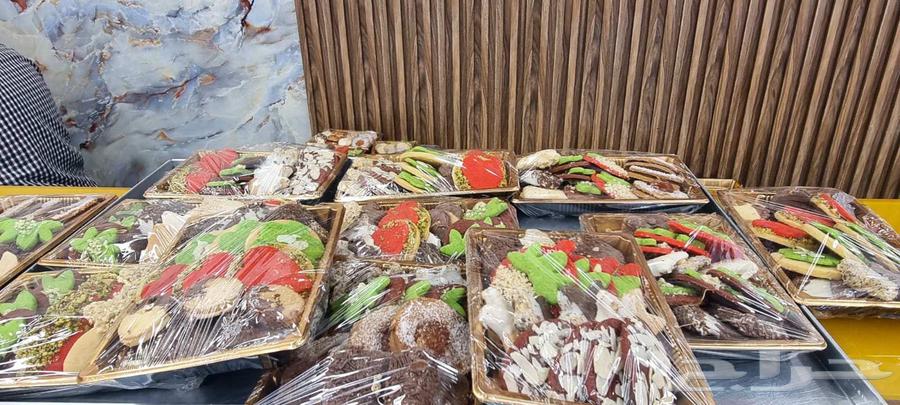 فرصه استثماريه ل اصحاب الدخل المحدودمحل حلويات للبيع64458135145474114