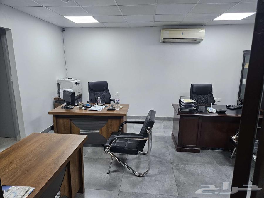 مكتب للتقبيل ايجار رخيص64458151558274110