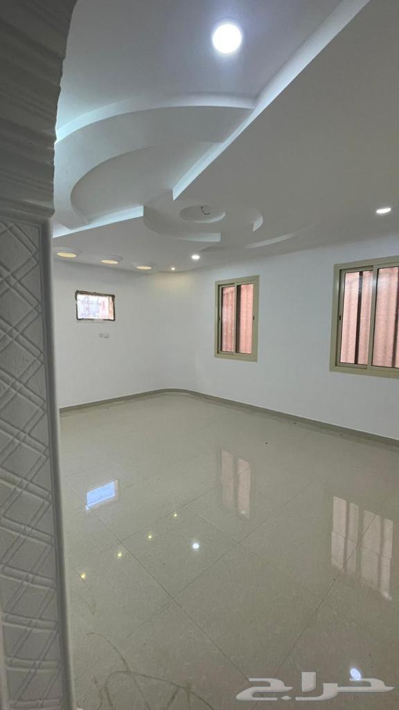 شقة فاخرة للايجار بحي البيعة بالطائف64458151377538111