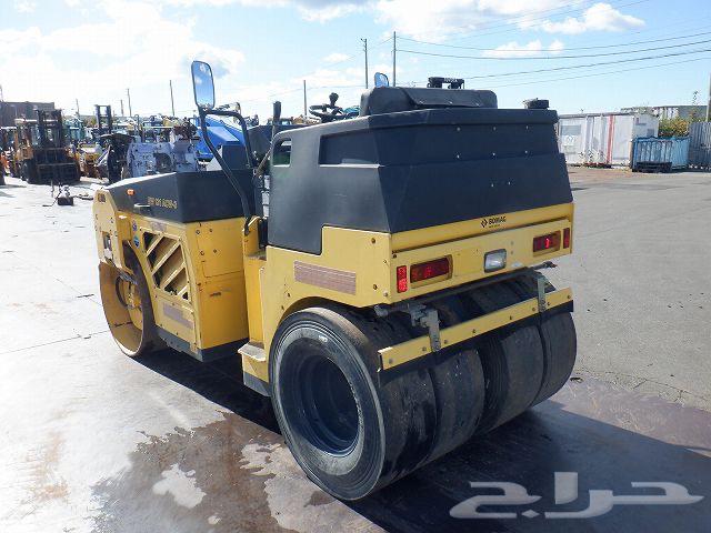 مقاول اسفلت وتأجير جميع انواع معدات الاسفلت الكبيرة والصغير64459821693698111