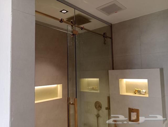 All types of glass, sweets, juices, and non-structured64459836800001113