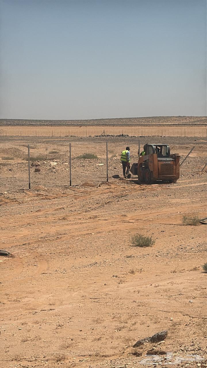 Contractor for all types of fencing, farms, government fencing, fence line. Contact via 05564459805981185110