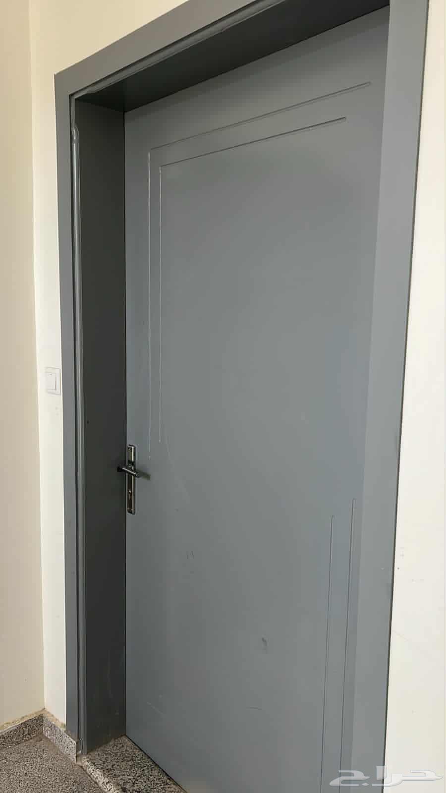 دهانات ابواب خشبيه وأبواب حديد64593362234626112