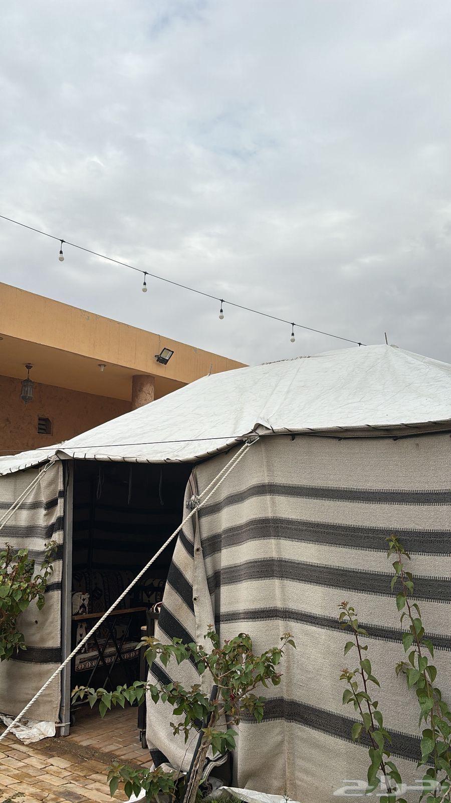 خيمة داخل شاليه مع معلب طائرة64458102219651113