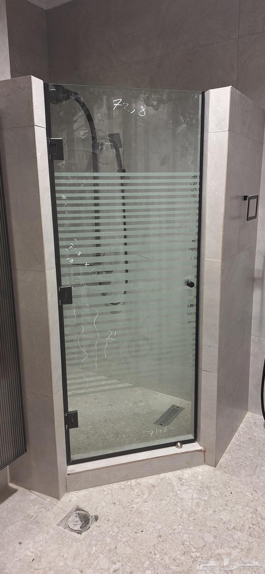 جميع أعمال الزجاج والمرايا وكبائن المراوش وزجاج64459866141442111