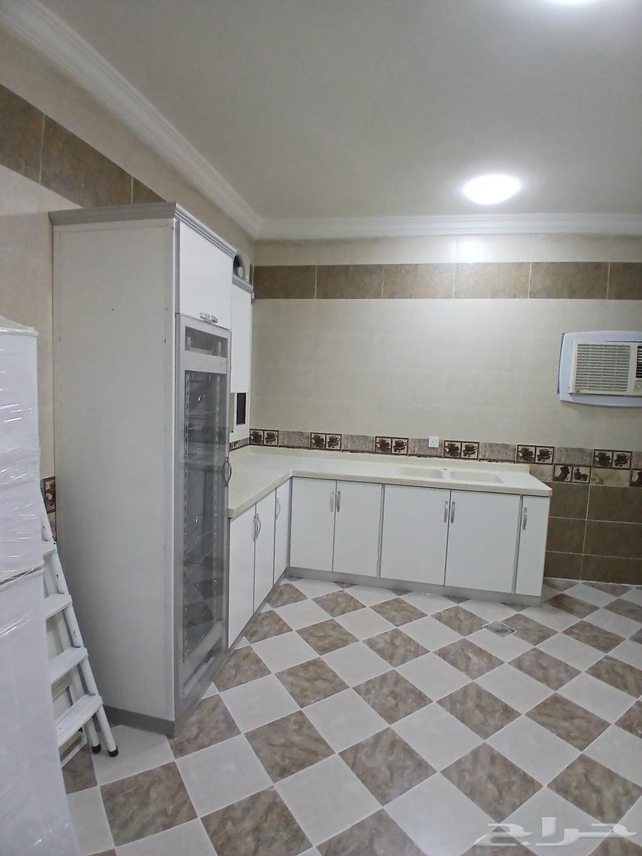 فني رخام صناعي معلم تركيب وتلحيم رخام المطبخ64459835643522111