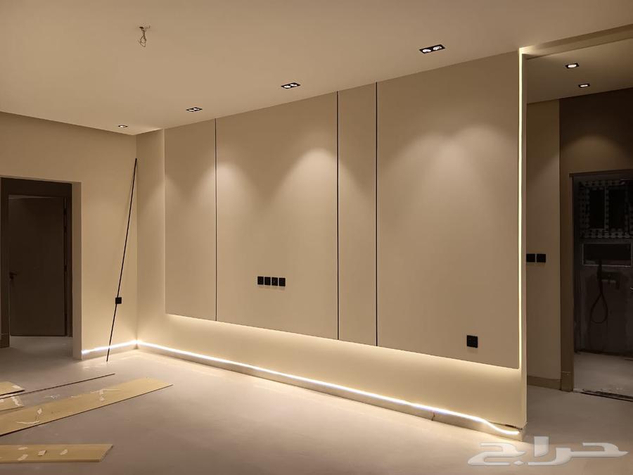 Decorations and painting technician. Surface insulation, tank insulation.64459913565314114