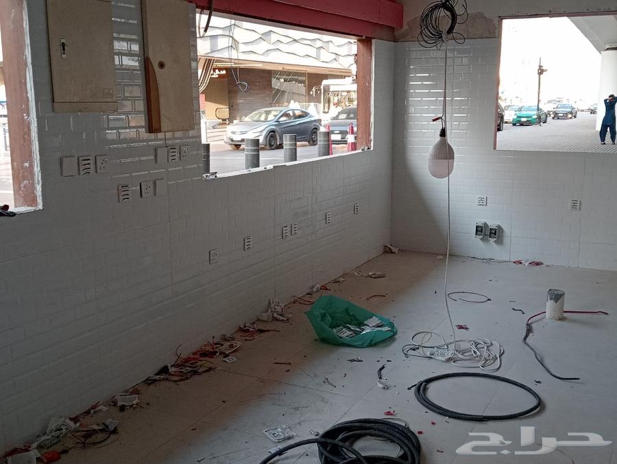 كهربائي بالمدينة المنورة فني انتركوم واقفال ذكيه64473868384258113