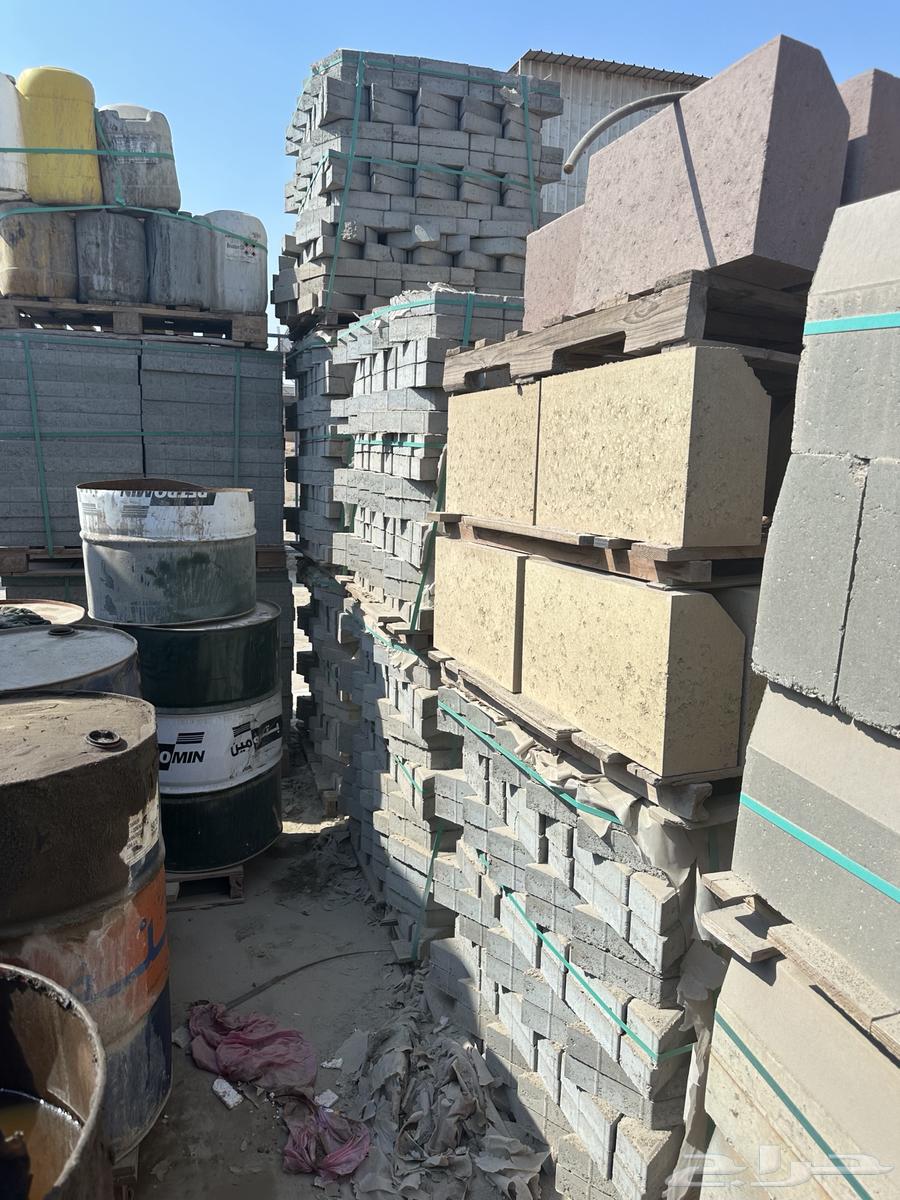 Interlock, terrazzo tiles, concrete chairs, planters, and concrete products64473981890947110