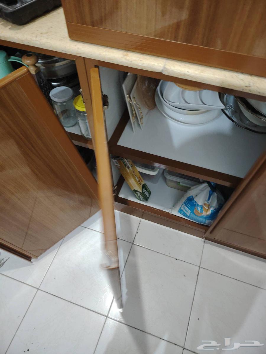 فني لصيانه وتصليح وتعديل دواليب المطابخ بجده64473837590786112
