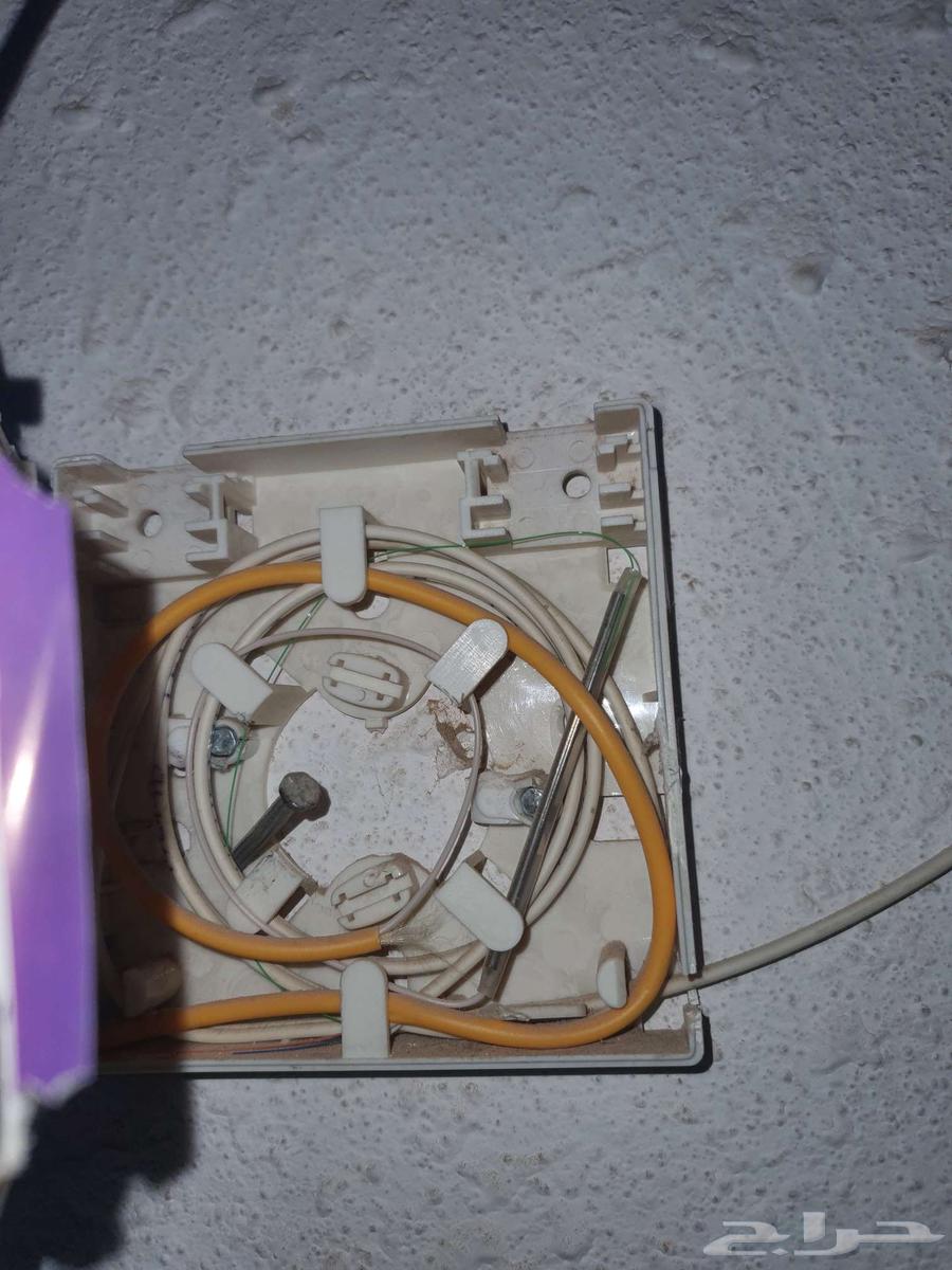 فني الياف بصريه الياف ضوئيه متخصص تلحيم و صيانة فايبر64473899273986111