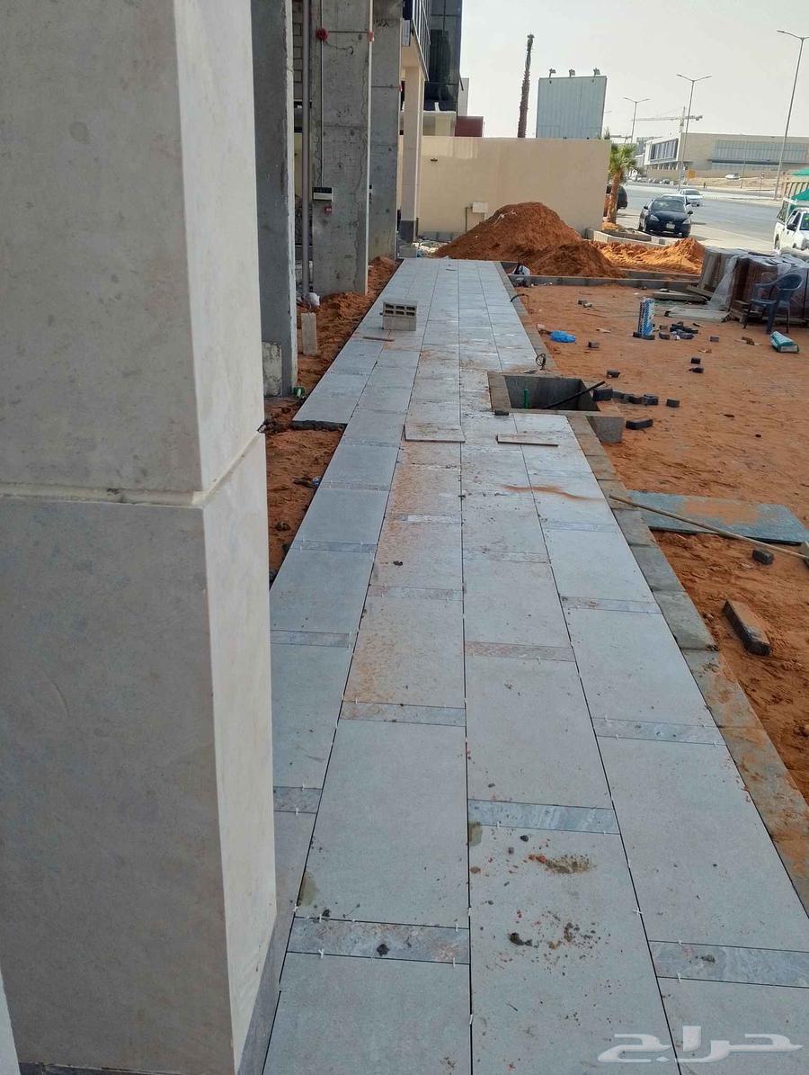 I'm a Pakistani tiler, I work with ceramic, stone, porcelain, marble, and mosaic.64459913351554113