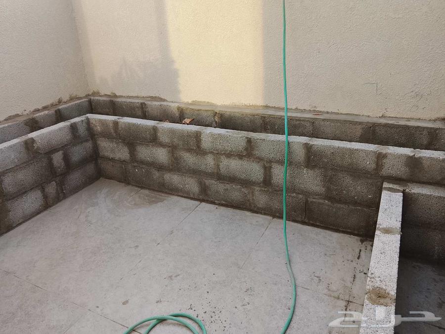 Tile setter64473915122689110