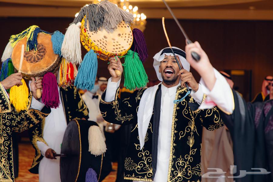 فرقة نجد العذيه للفنون الشعبيه64459913120770113
