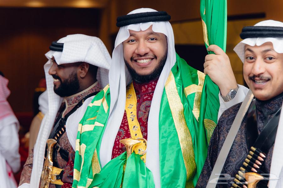 فرقة نجد العذيه للفنون الشعبيه64459913120770110