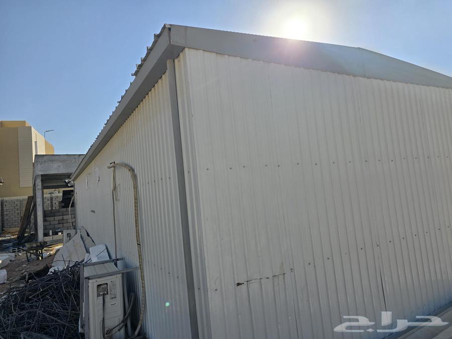 Caravan 3.75 12.00 Two rooms, bathroom, and buffet with 2 air conditioners for sale64459928337793111