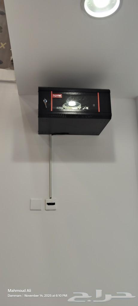 تركيب وصيانة كاميرات مراقبة مع شهادة الكفاءة للبلدية64459897638273111