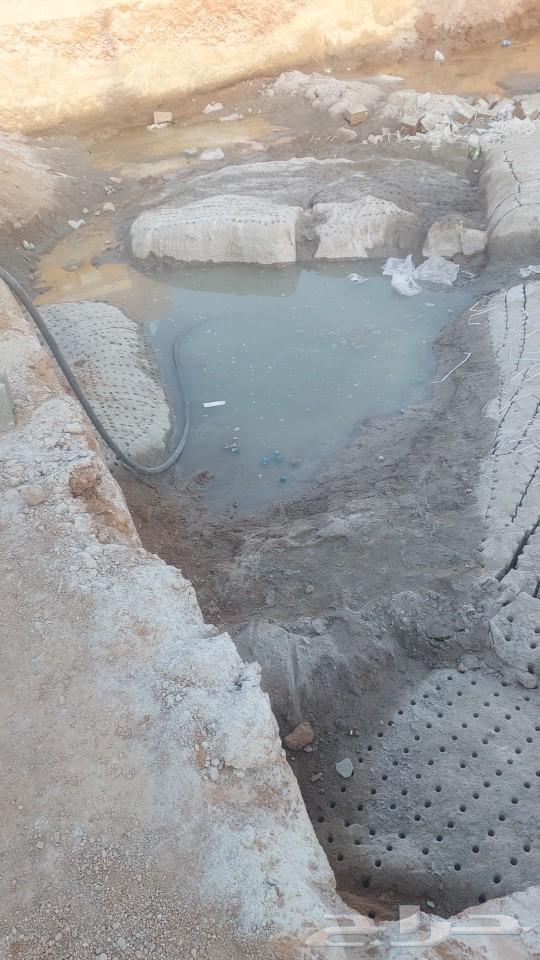 Compression screw for stone crusher64474073804161110