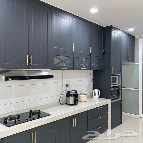 Kitchen technician for repair, maintenance, and customization64459913681666110