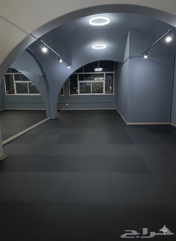 معلم دهانات الرياض جميع الدهانات الداخلية والخارجيه64473884147585110