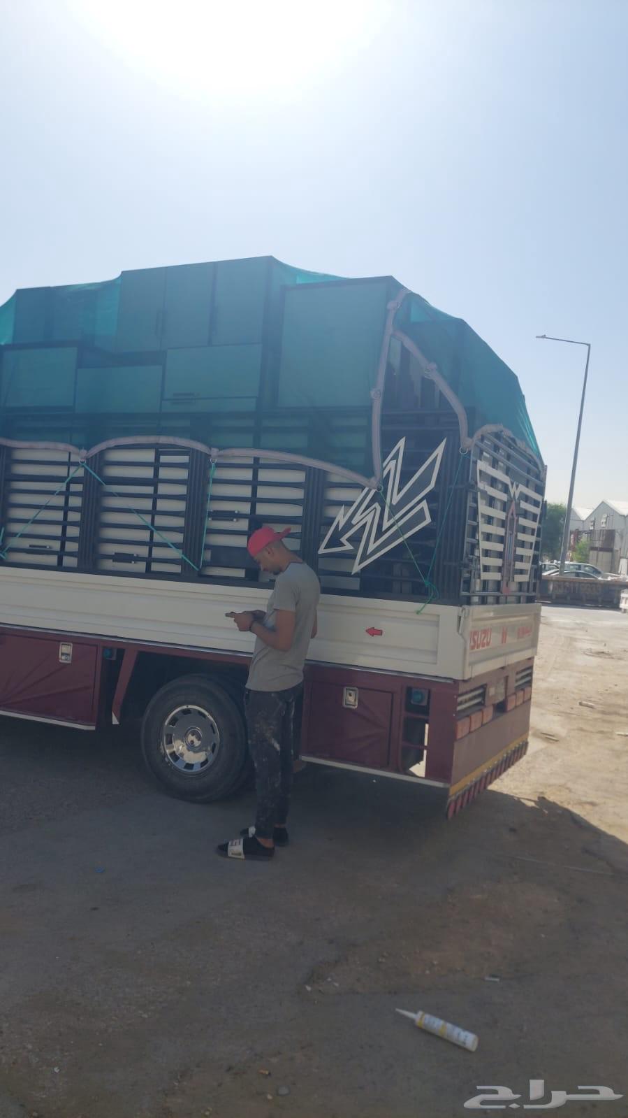 نقل العفش و نقل الأثاث داخل و الخارج الرياض64593460272387111