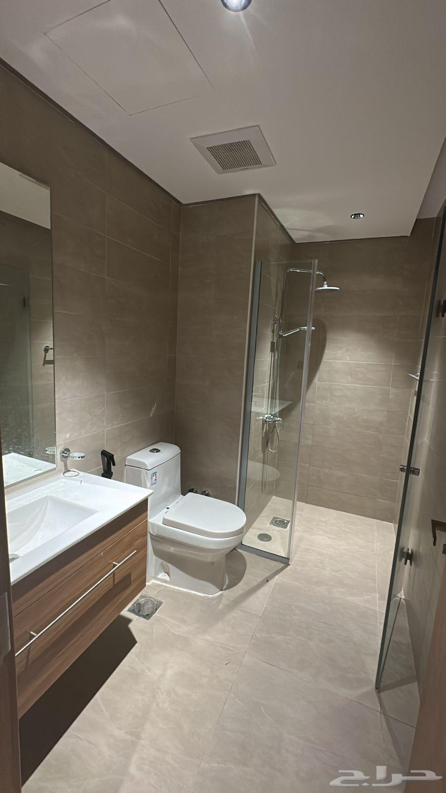 سباك خبره اكثر من خمس سنوات64473837819011112