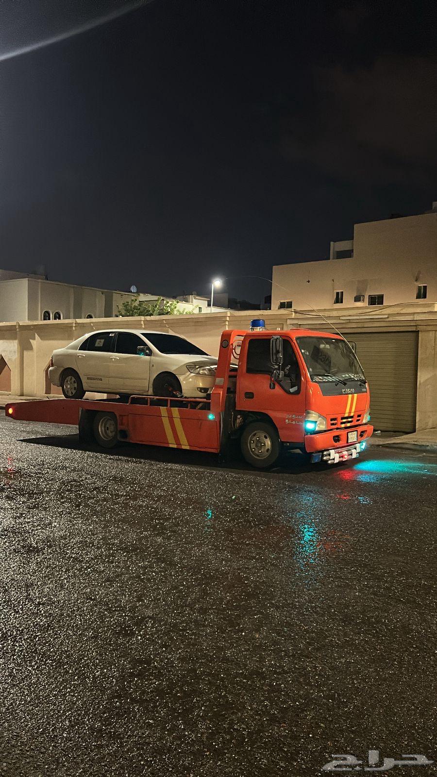 سطحة متواجد في ينبع راجع المدينه المنوره64459898134915110