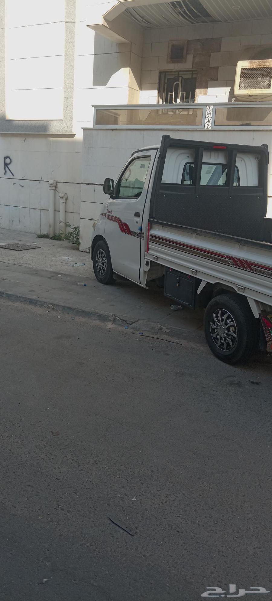 دباب نقل جده داخل جده64473916285314110