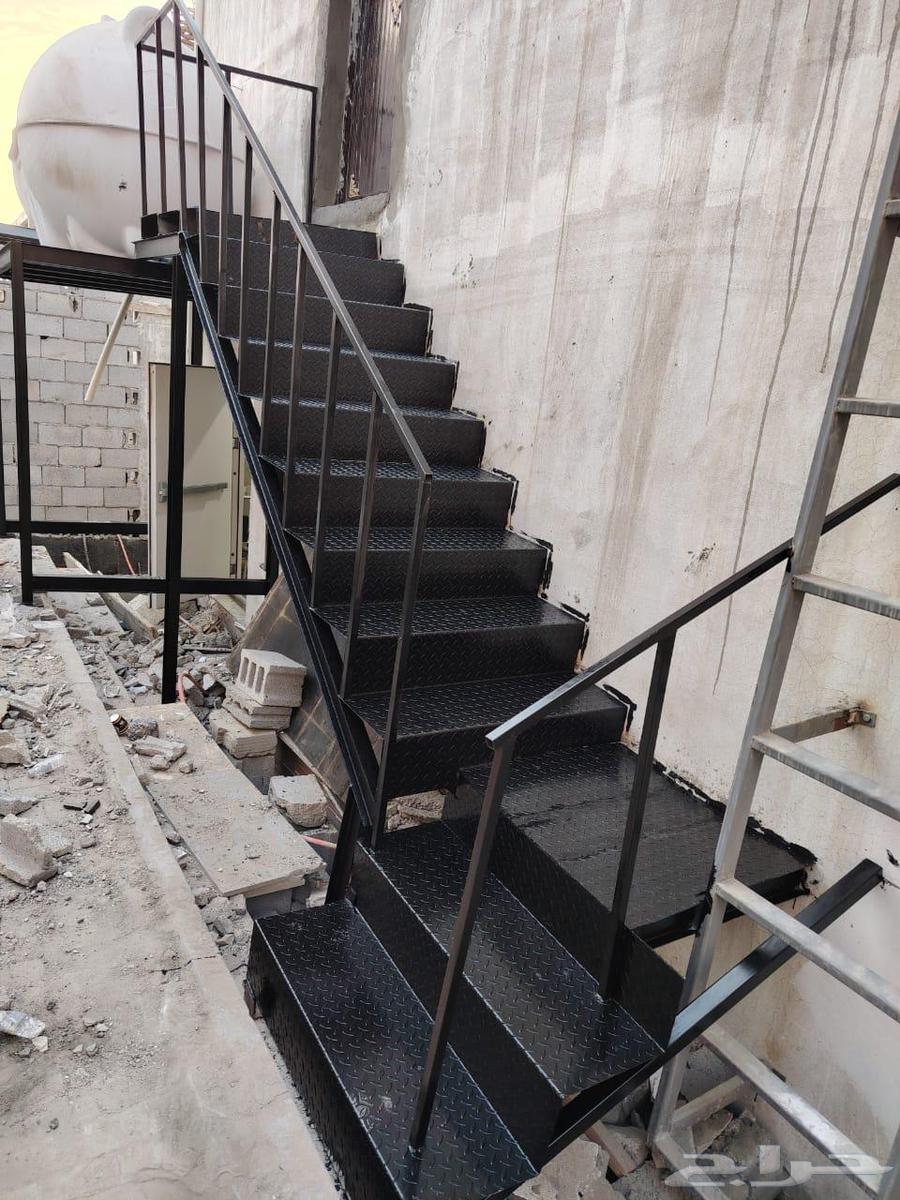 تقوم بتنفيذ جميع انواع الحديد المنيوم استيل بارخص الاسعار64473932969986110