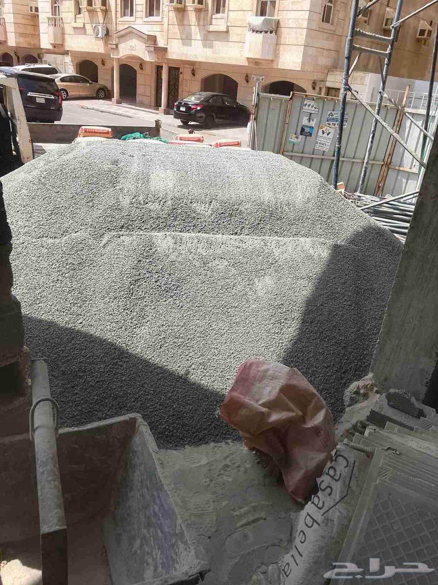Building materials such as sand, cement, and bricks64270287395202111