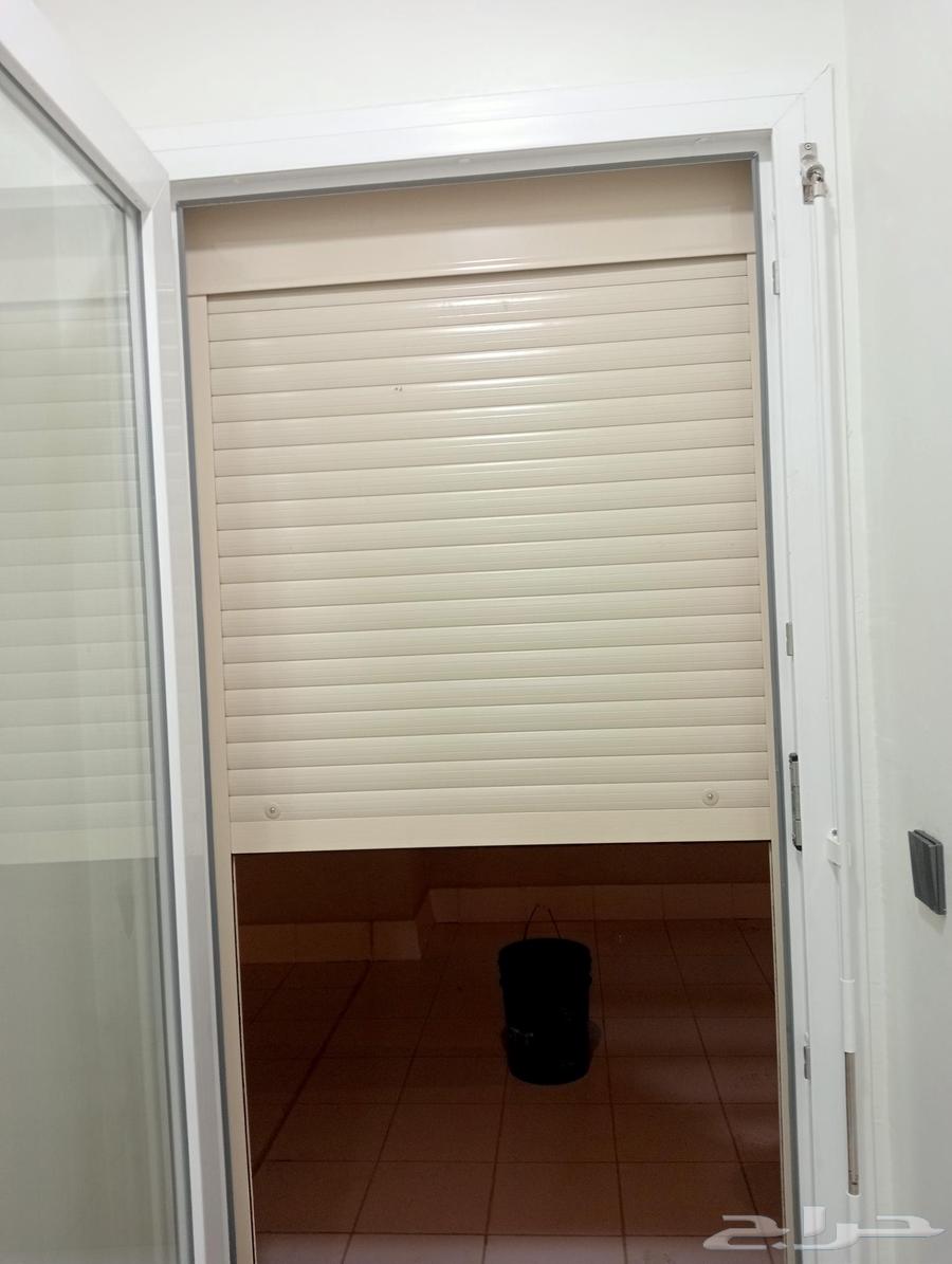 Electric or Manual Shutter Windows64274662452738114