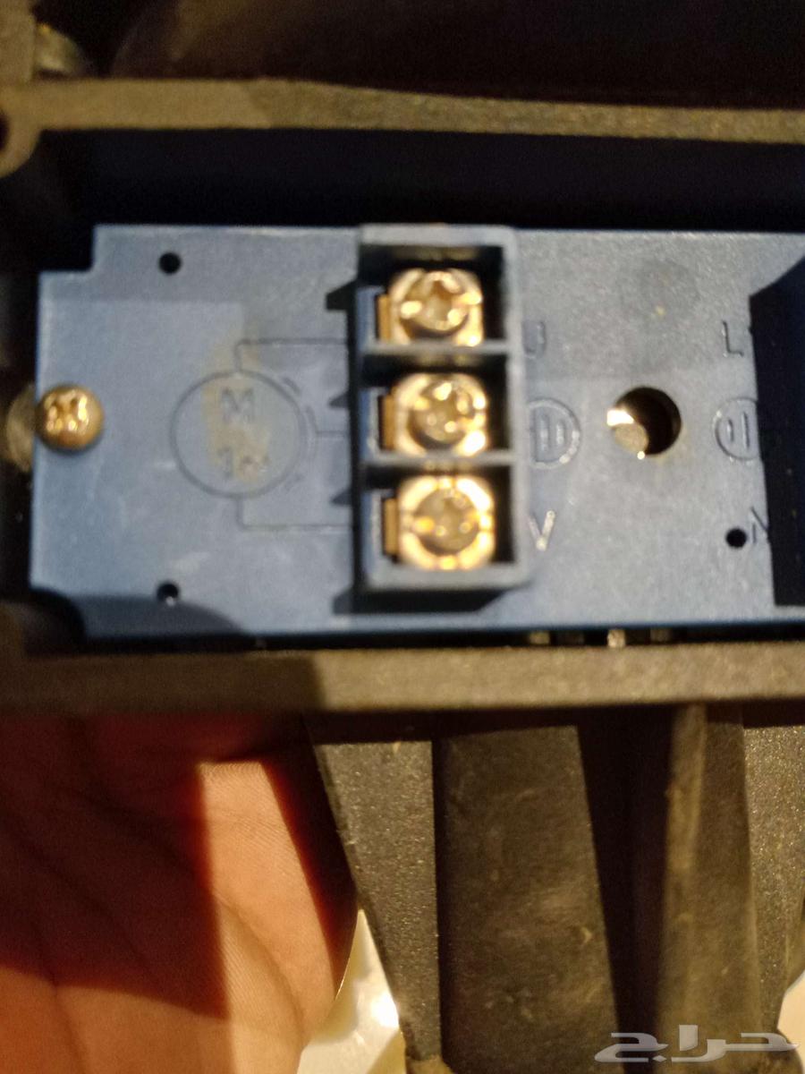 سباك تأسيس و صيانة فني سباكة و نوافير شمسية ورغوية64270511682305111