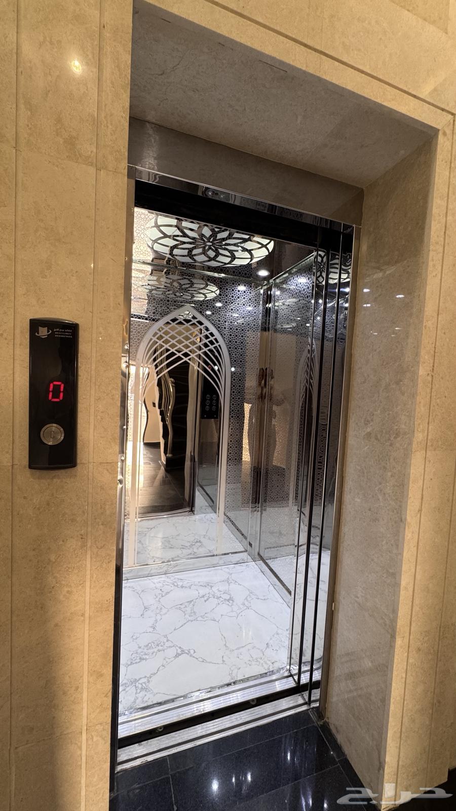 للبيع شقق علويه مع سطح مصعد جاهز مخطط الراجحى الضيافه64473930802691114