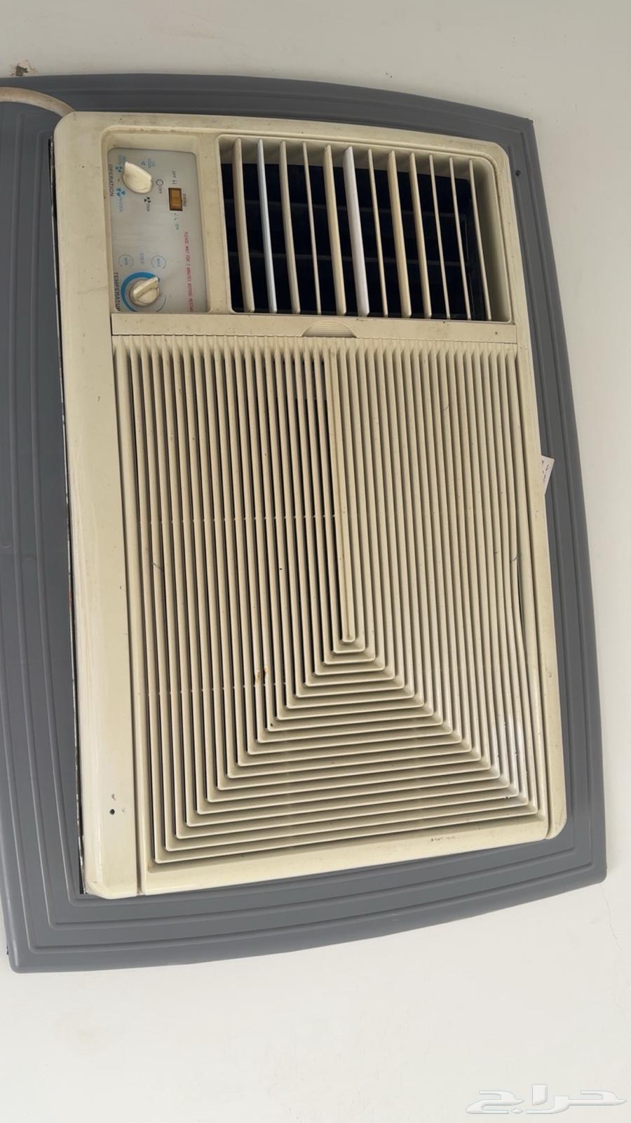 4مكيفات شباك نظيفه جدا للبيع64474250775043113