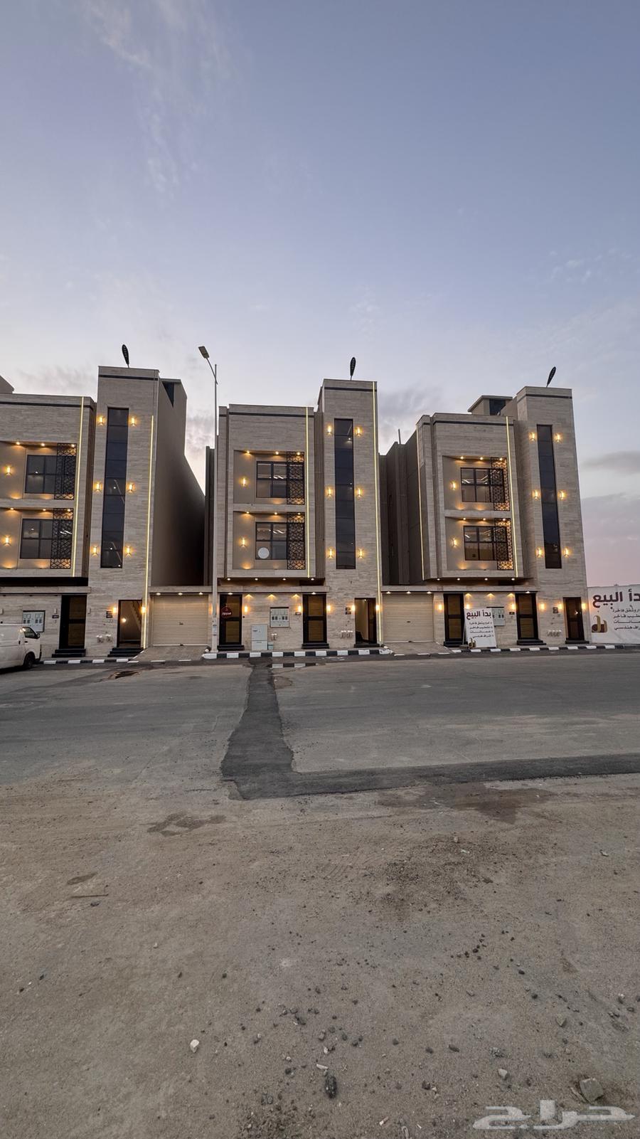 للبيع شقق علويه مع سطح مصعد جاهز مخطط الراجحى الضيافه64473930802691111