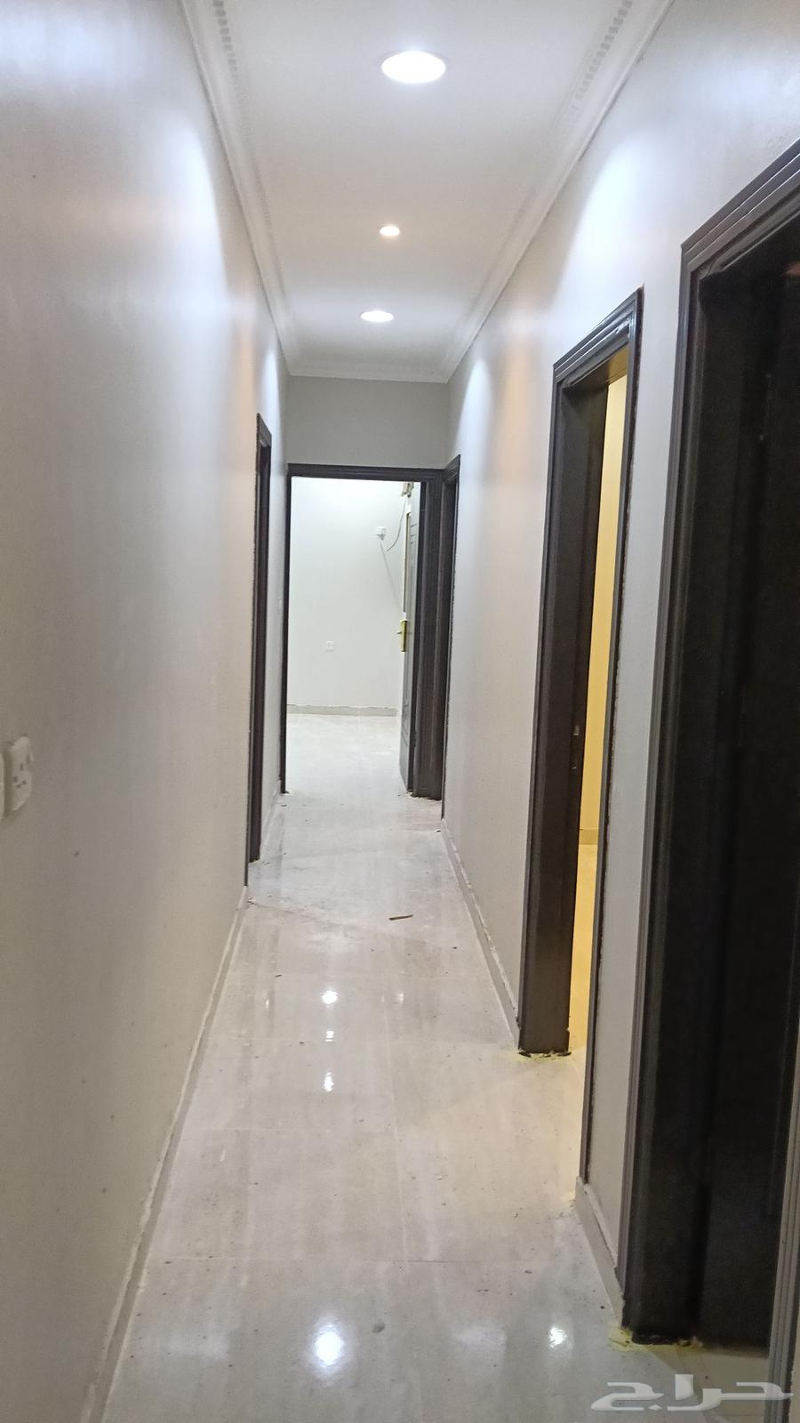 معلم جميع انواع الدهانات والديكور الداخلي والخارجي ورق جدران64474345518977111