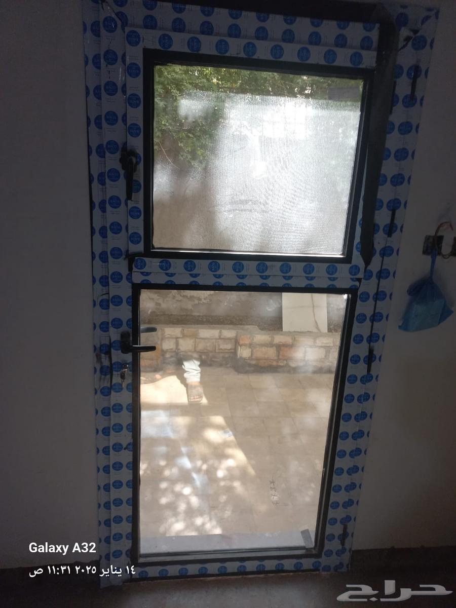 معلم المنيوم متنقل في جده64474233635970112