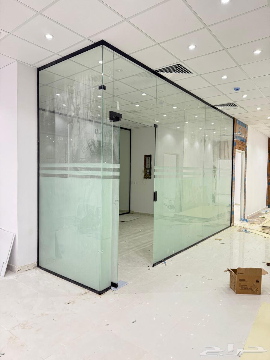 تركيب زجاج سكريت وصيانه الابواب الزجاج64474107457281110