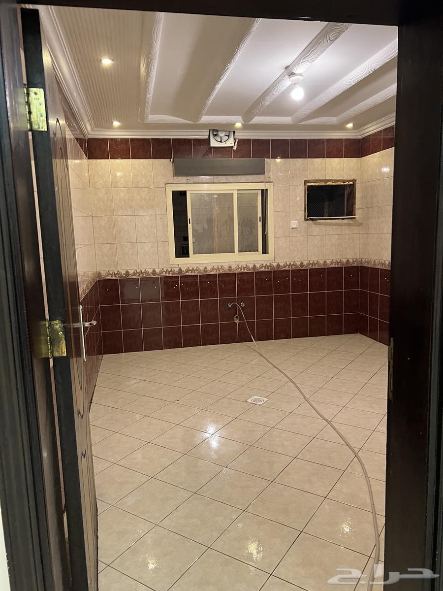 تنظيف شقق تنظيف فلل جلي بلاط تنظيف خزانات64474250860673111