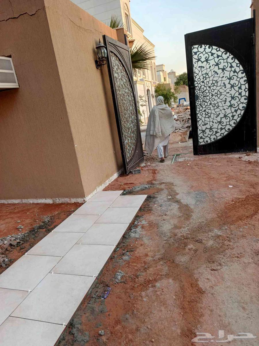 مبلط بلاط السيراميك بورسلان64474219309313114