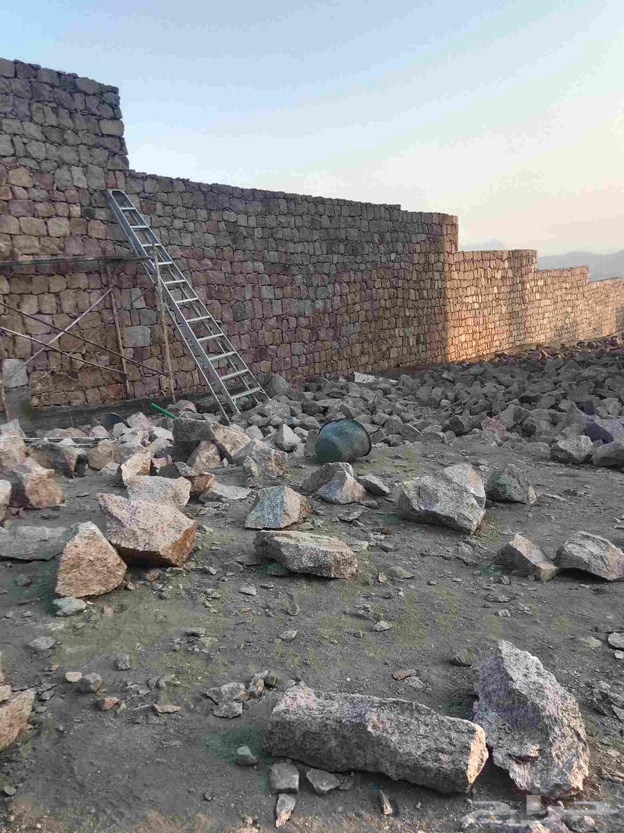 Large and small stone craftsman, with hand and with both hands, at a suitable price64474329195393111